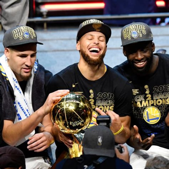 2018 Warriors Victory Parade — Pics