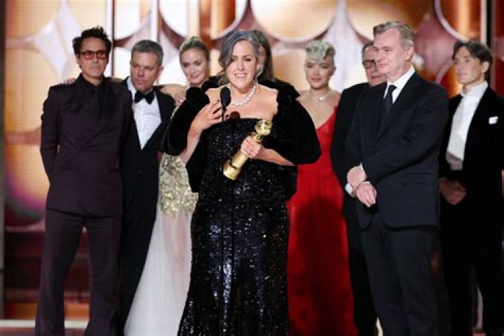 8 Adorable Co-star Reunions You Missed At The Golden Globes: ‘Tarzan’ & More