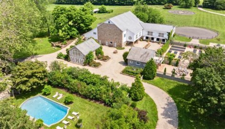A Look at Yolanda Hadid’s Net Worth — Properties, Divorce Settlements, and Professional Projects