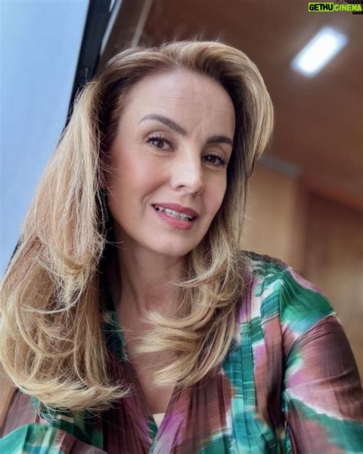 Alejandra Barros - Bio, Age, Wiki, Facts and Family