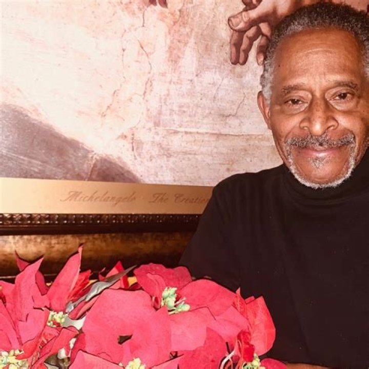 Antonio Fargas Height
