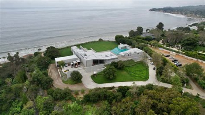 Architect Scott Gillen's Malibu Case Houses Selling For Upwards Of $100 Million