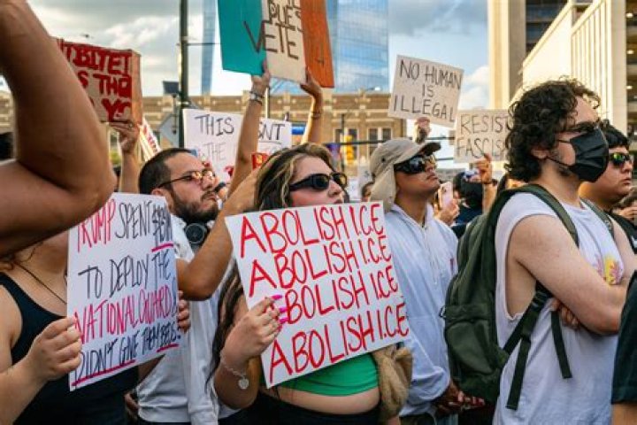 Ariana Grande Joins Thousands At Los Angeles Protests & Proudly Holds ‘Black Lives Matters’ Sign