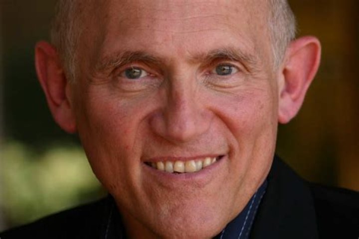 Armin Shimerman Height