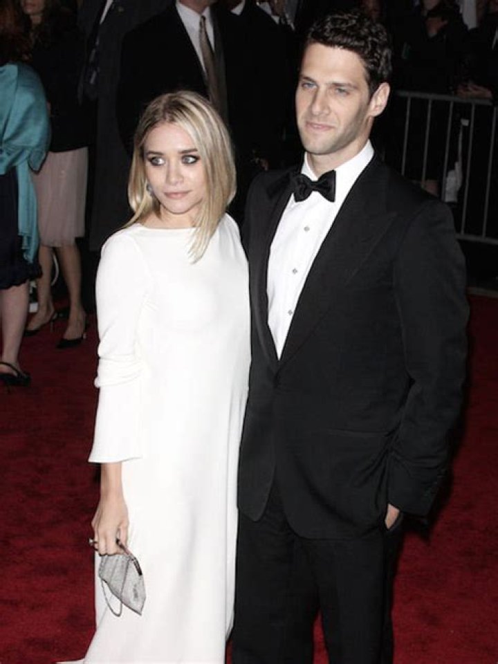 Ashley Olsen Height, Weight, Age, Boyfriend, Family, Facts, Biography