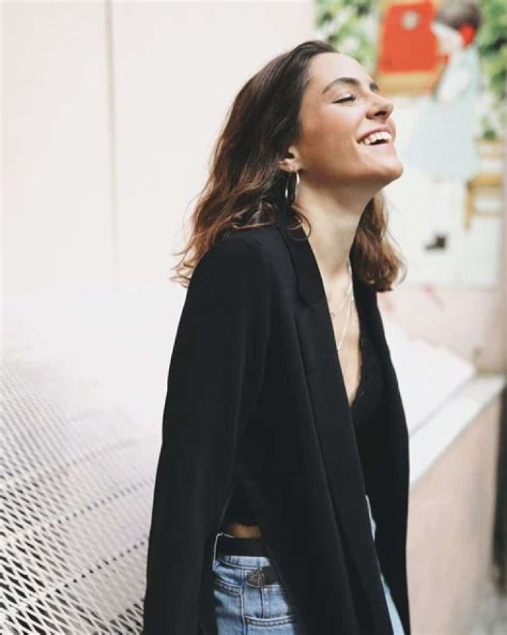 Asli Melisa Uzun – Biography, Facts & Life Story
