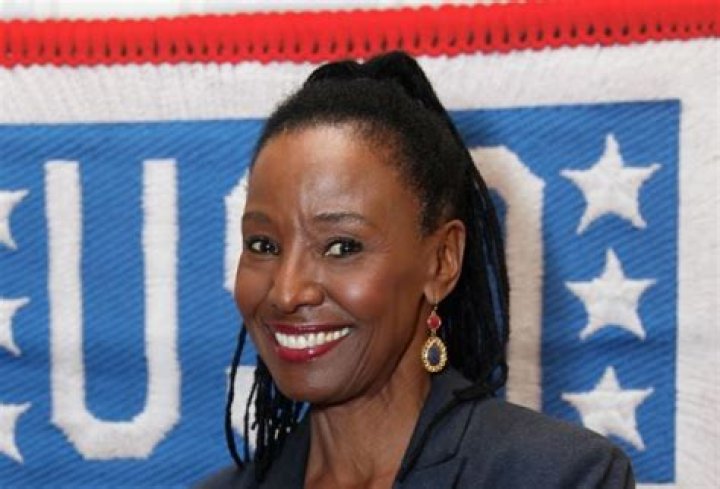 B. Smith Net Worth | Celebrity Net Worth