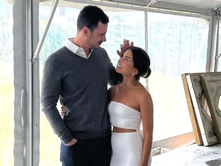‘Bachelor’ Alum Ben Higgins Reveals He’s In A ‘Low Place’ After Suffering A ‘Breakdown’