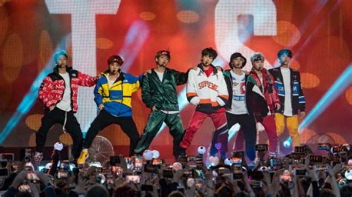 BTS Kicks Off World Tour At Rose Bowl & Jungkook Flies Over Audience – Hollywood Life