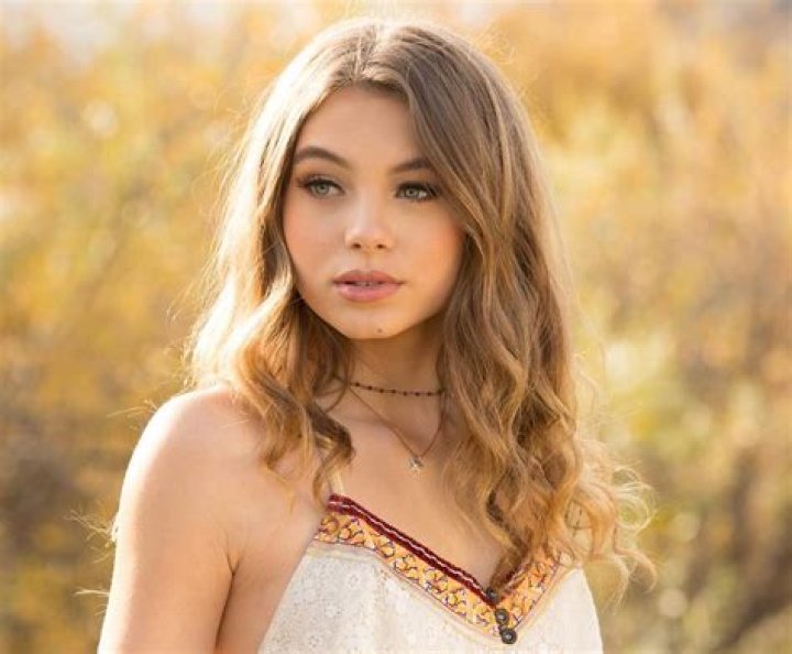 Caitlin Carmichael – Biography, Facts & Life Story