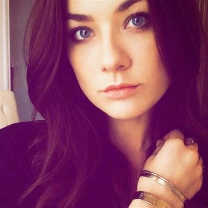 Crystal Leigh – Biography, Facts & Life Story