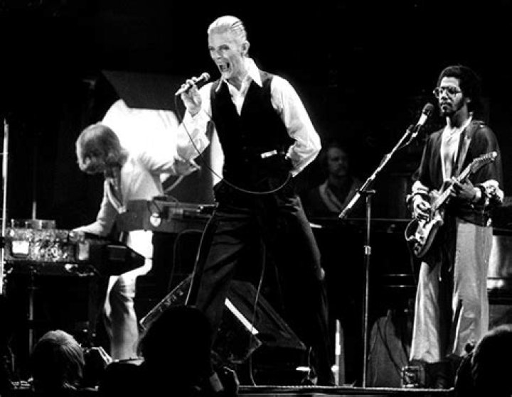 David Bowie’s Bassist On Time In The Band – Hollywood Life