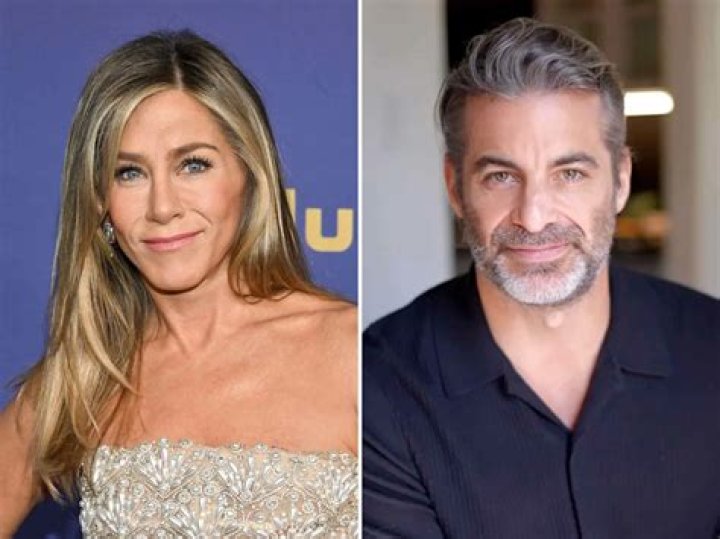 David Schwimmer’s Reps Deny Rumors of Dating Jennifer Aniston