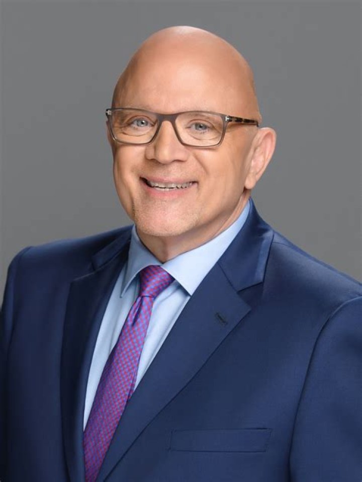 Dean Richards WGN, Bio, Wiki, Age, Wife, Salary, and Net Worth