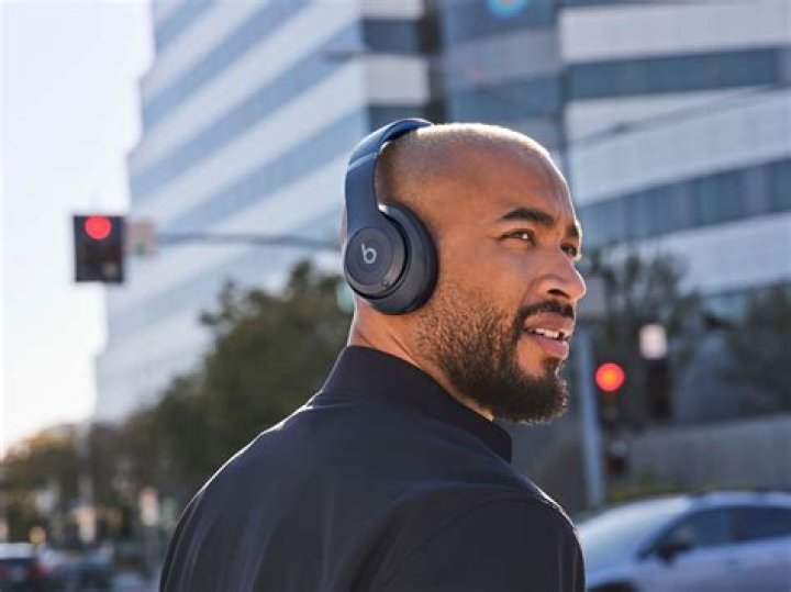 Dr. Dre Pays $150 Million to Buy Back "Beats by Dre"