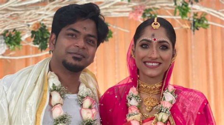 Durnibar Saha- Net Worth, Age, Height, Wife, Ethnicity and Wiki!