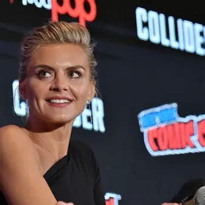 Eliza Coupe Net Worth | Celebrity Net Worth