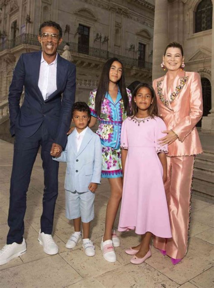 Ellen Pompeo’s Rarely-Seen 3 Kids Join Her In Italy For Couture Show: Photo