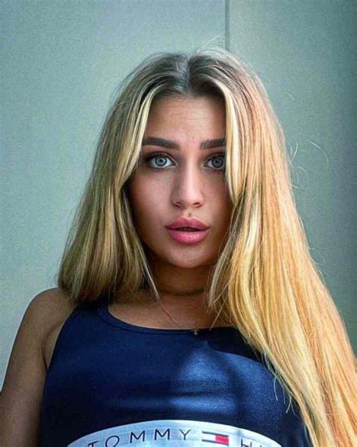 Fabiana Leis Height, Weight, Net Worth, Age, Birthday, Wikipedia, Who, Nationality, Biography