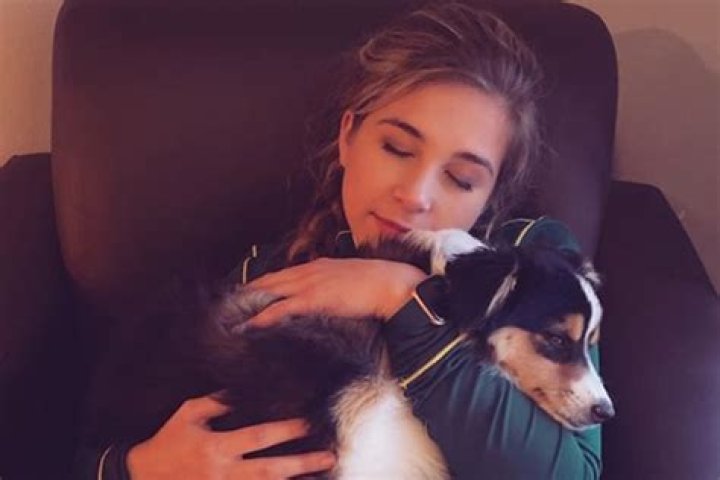 Gabrielle Moses Net Worth – Income And Earnings As A YouTuber
