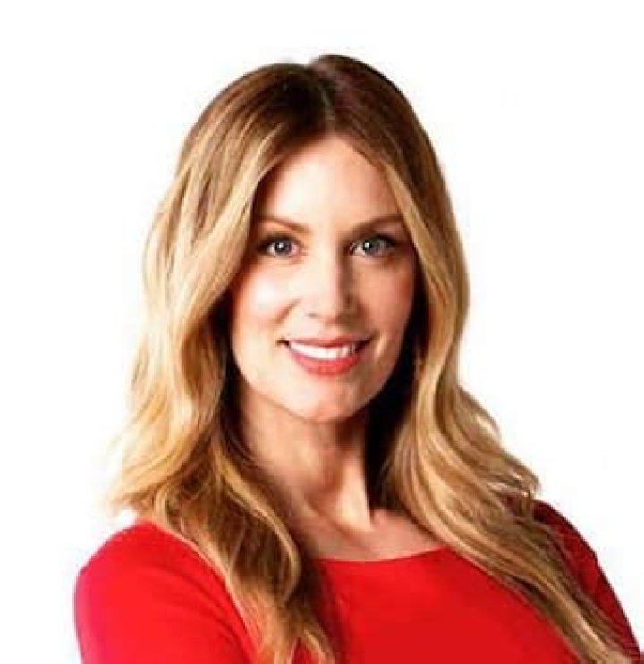 Heather Holmes KTVU, Bio, Wiki, Age, Family, Husband, Salary, and Net Worth