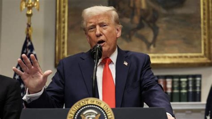 How Rich Would Donald Trump Be Today If He Passively Invested His Inheritance In Stocks Instead Of Real Estate?