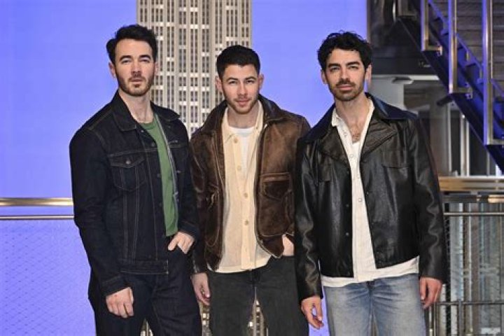 Is Alex Mcpherson Related To Evan Mcpherson? Brothers Age Gap