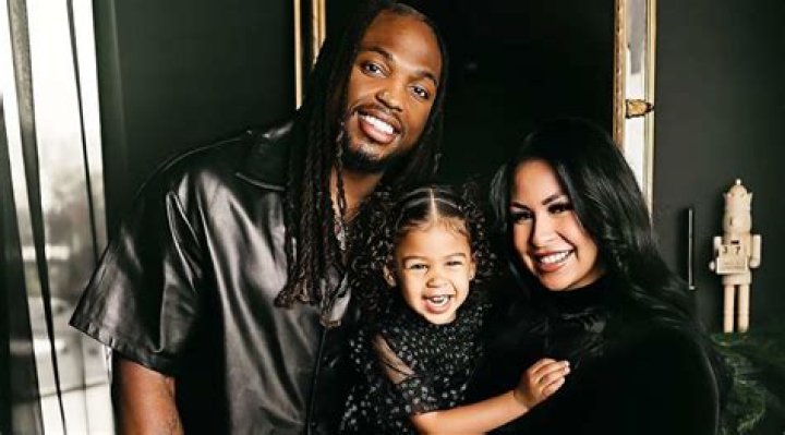 Is Derrick Henry Related To Travis Henry? Family Tree And Net Worth Difference