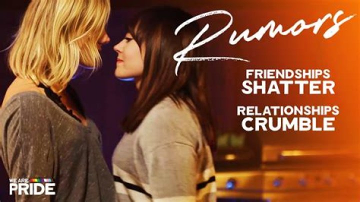 Is Sienna Miller Lesbian Rumors True? Affair And Kissing