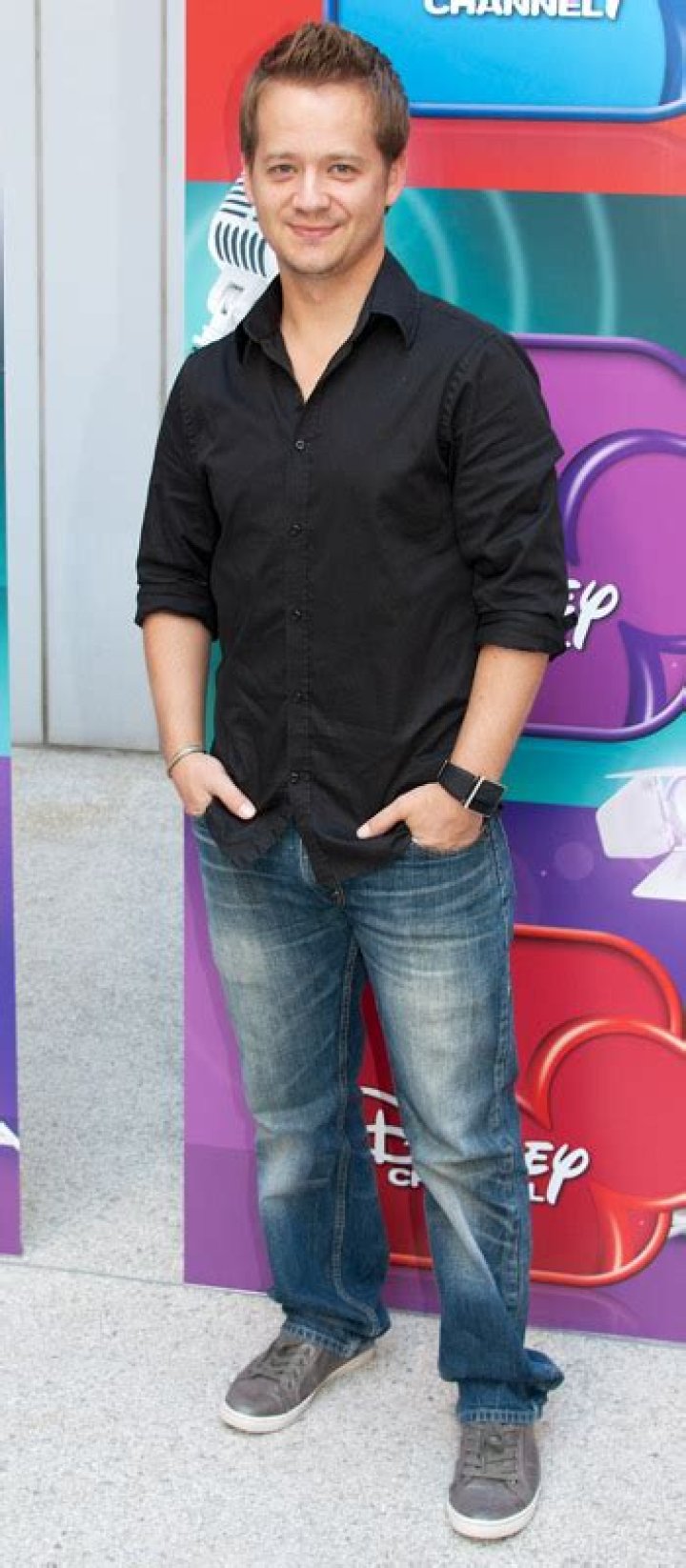 Jason Earles Height
