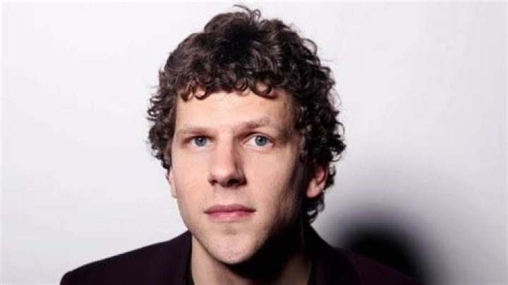 Jesse Eisenberg – Biography, Facts & Life Story