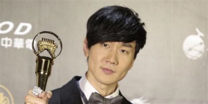 JJ Lin Net Worth | Celebrity Net Worth