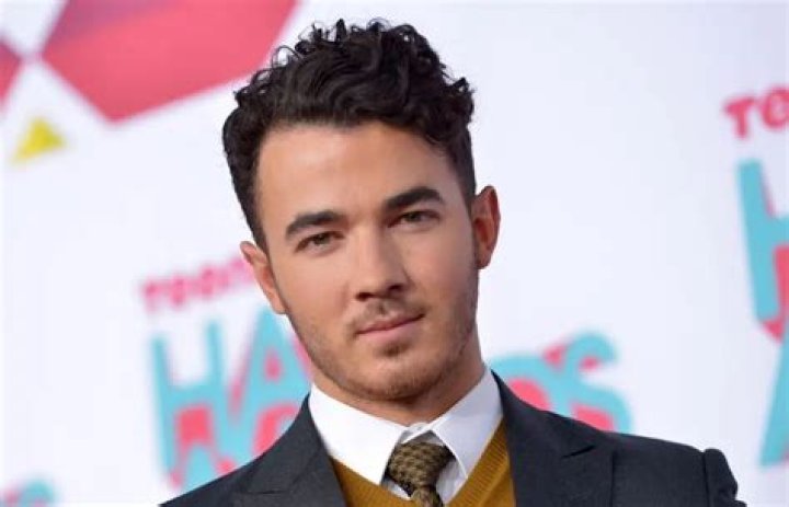 Kevin Jonas Net Worth – How Much is Jonas Worth?