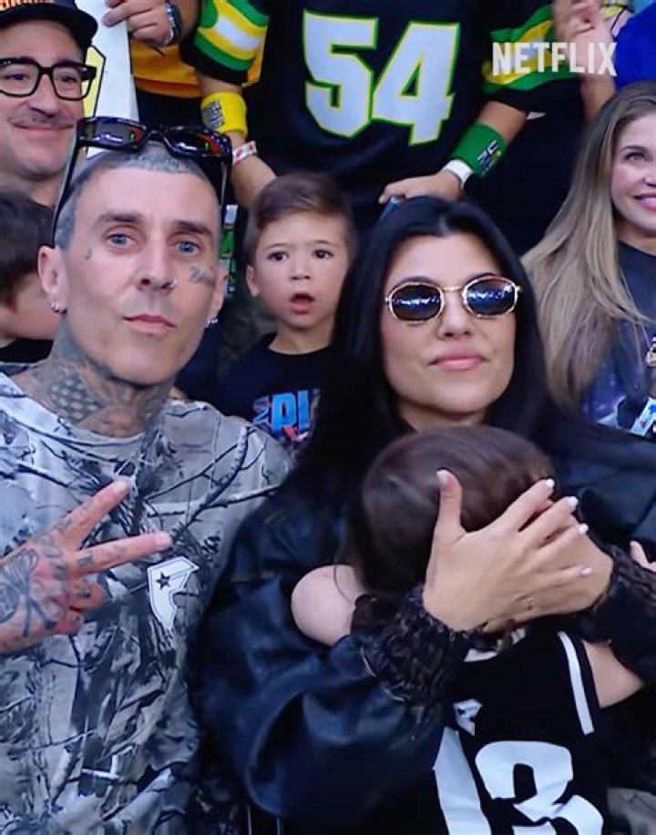 Kourtney Kardashian & Travis Barker Make Out At Disneyland Paris After Scott’s PDA Diss