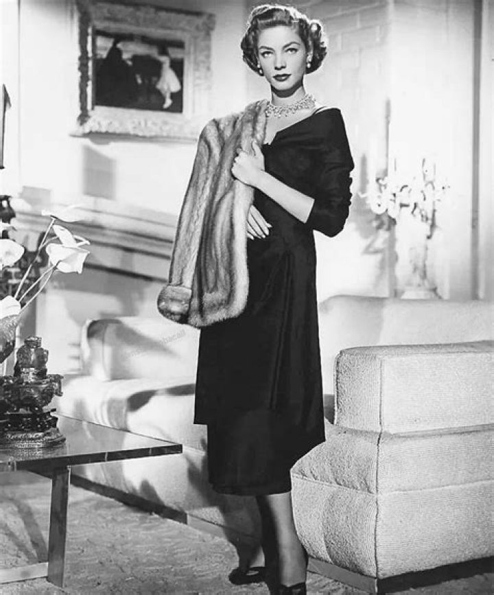Lauren Bacall Net Worth – How Much Is Lauren Bacall Worth?