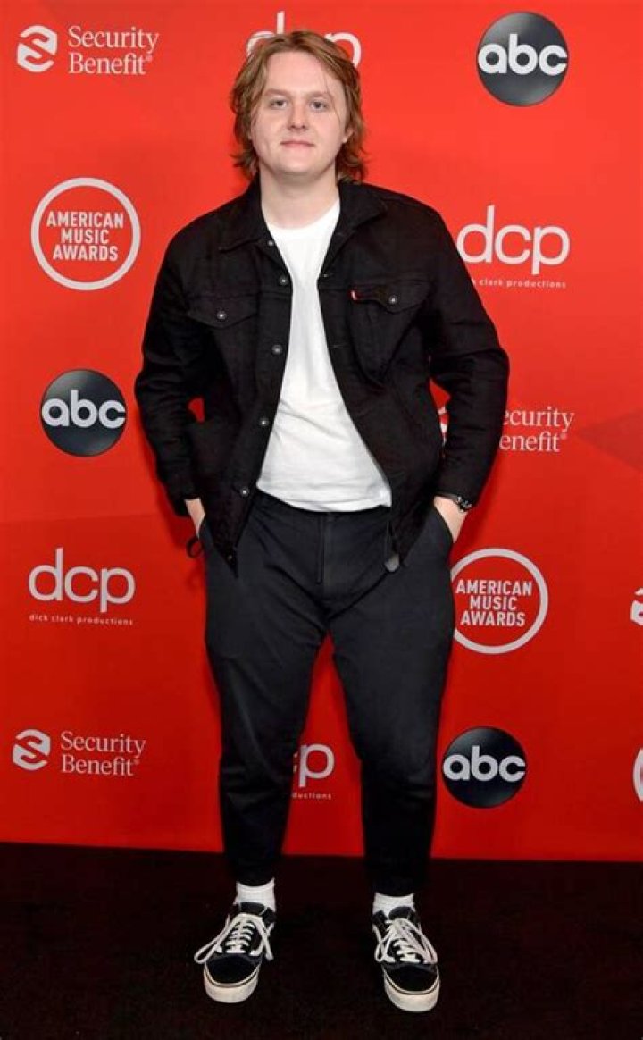 Lewis Capaldi Net Worth - How Much Does Lewis Capaldi Make?