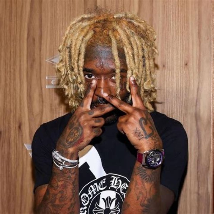 Lyrics & Translations of Dolly by Lil Uzi Vert