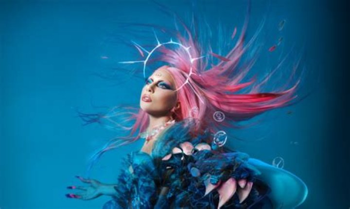 Lyrics & Translations of Replay (Dorian Electra Remix) by Lady Gaga