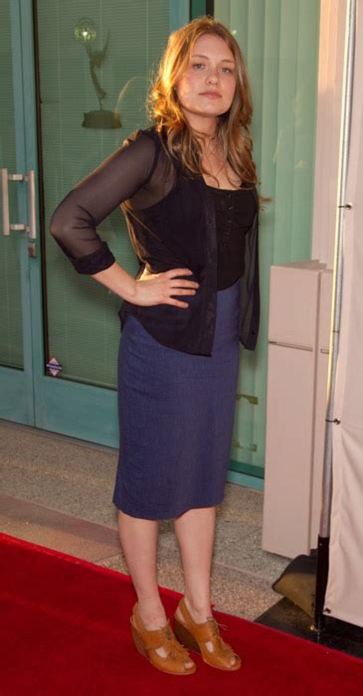 Merritt Wever Height