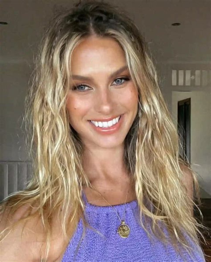 Natalie Roser Net Worth – How Much Is Natalie Roser Worth?