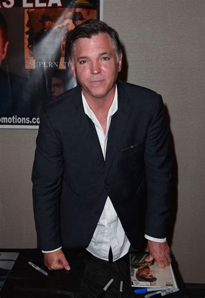 Nicholas Lea – Biography, Facts & Life Story
