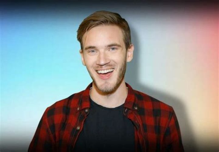 PewDiePie Age, Height, Parents, Wife, Child, Net Worth
