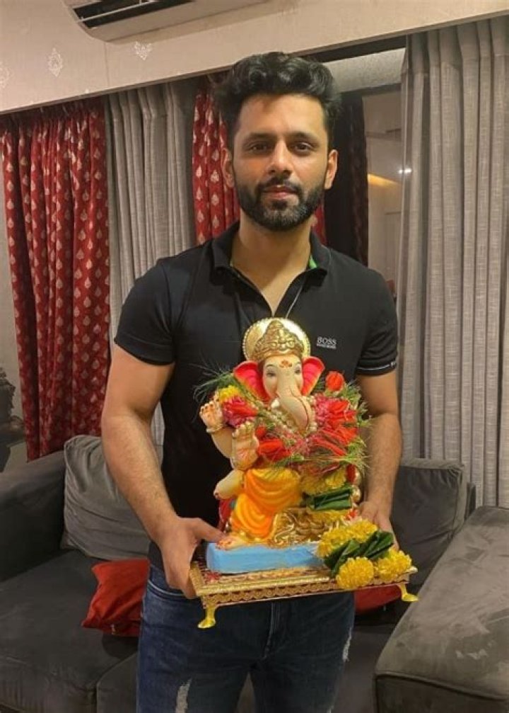 Rahul Vaidya Height, Weight, Age, Body Statistics