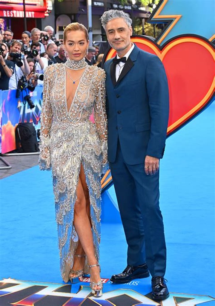 Rita Ora Speaks On The Taika Waititi & Tessa Thompson ‘Throuple’ Pics – Hollywood Life