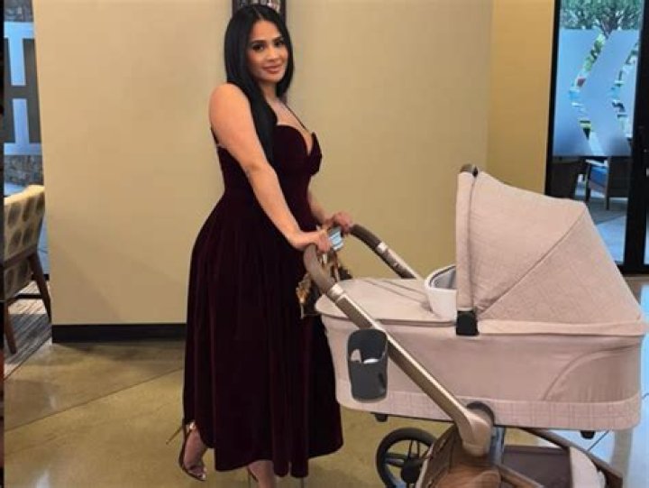 Rob Kardashian’s Gorgeous Date Aileen Gisselle Seen For The First Time Since Going Out With Him — Pics