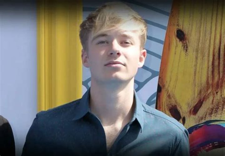Sam Golbach Net Worth, Age, Career, Family, Girlfriend, Wiki