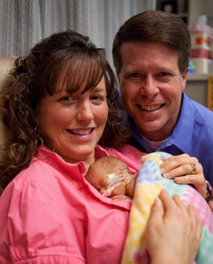 Shares Pain After Miscarriage – Hollywood Life