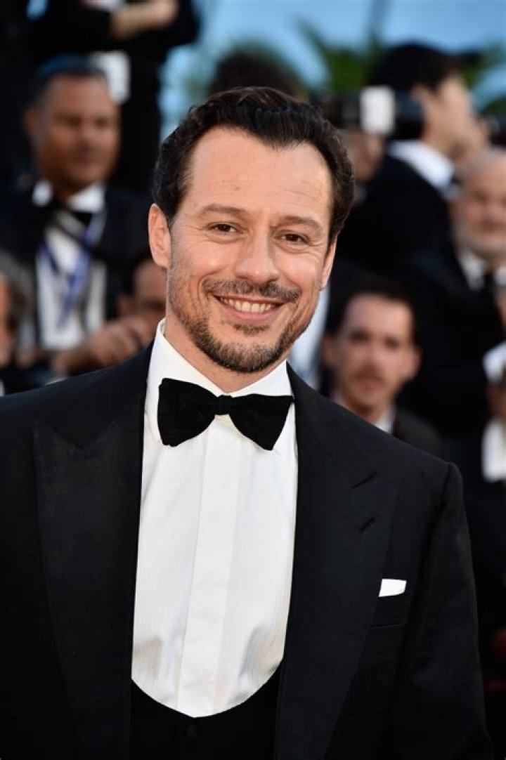 Stefano Accorsi – Biography, Facts & Life Story
