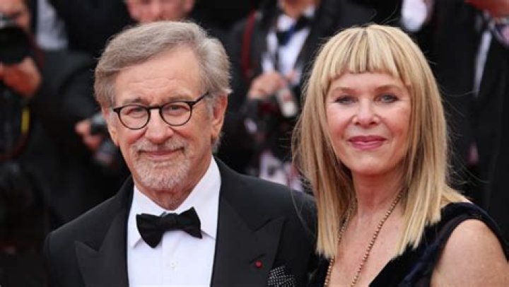 Steven Spielberg Cuddles With Wife Kate Capshaw In New Boat Photos – Hollywood Life