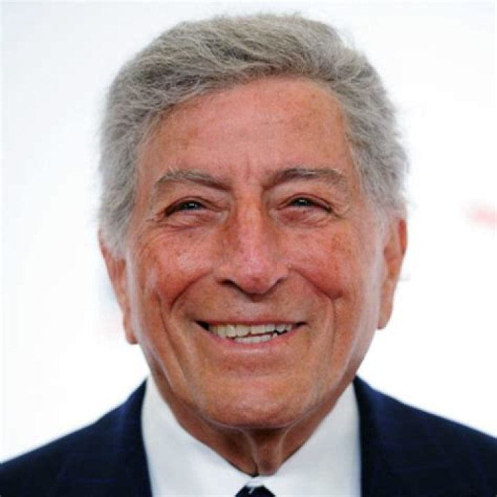 Tony Bennett – Biography, Facts & Life Story